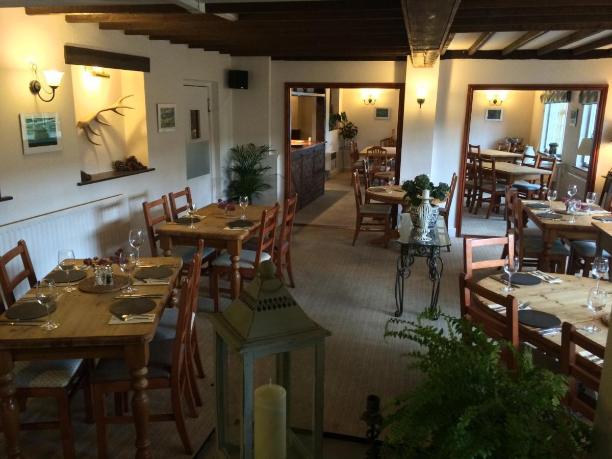 White Horse Inn Pulverbatch Church Pulverbatch Bagian luar foto